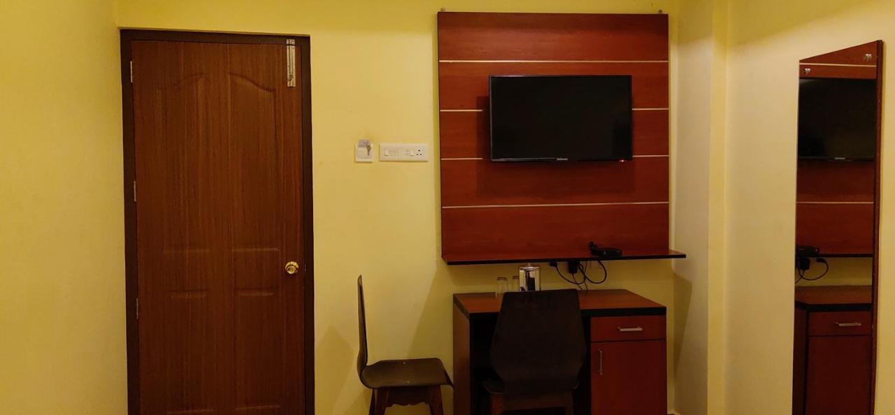 Hotel Green Plaza Thrissur Exterior photo